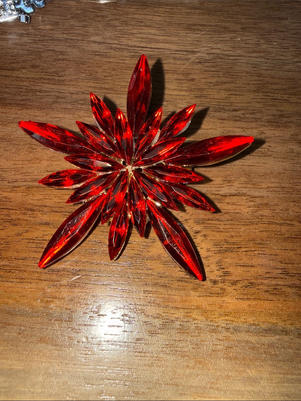 Red Crystal Starburst Decorative Accent